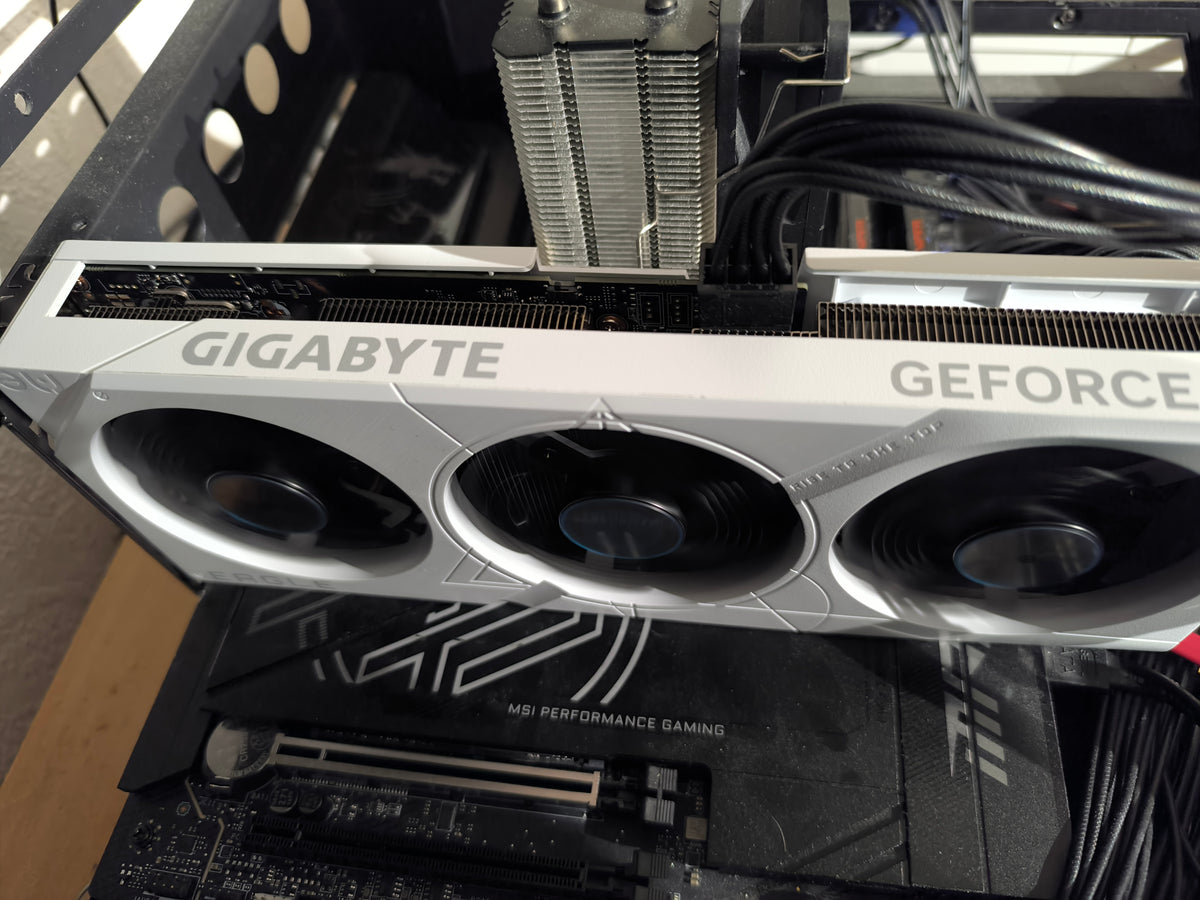 Gigabyte RTX 4060 TI 8GB Eagle OC Ice - Refurbished