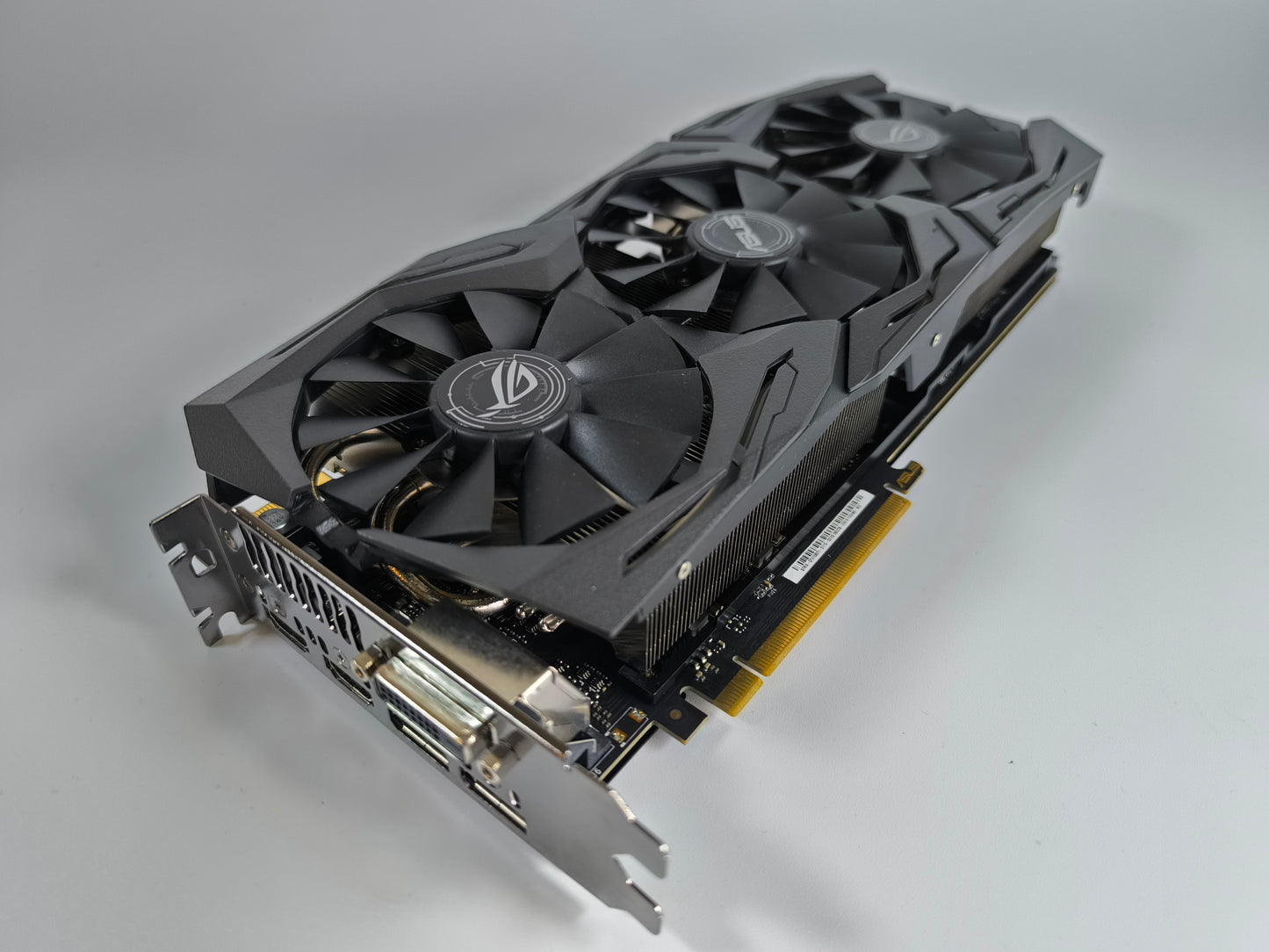 Asus GTX 1080 TI 11GB ROG Strix Gaming OC mit OVP - Refurbished