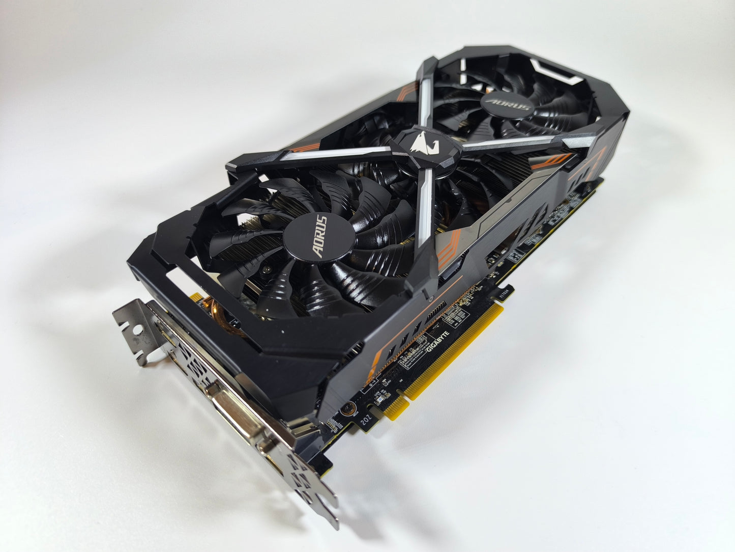 Gigabyte GTX 1080 TI 11GB Aorus - Refurbished
