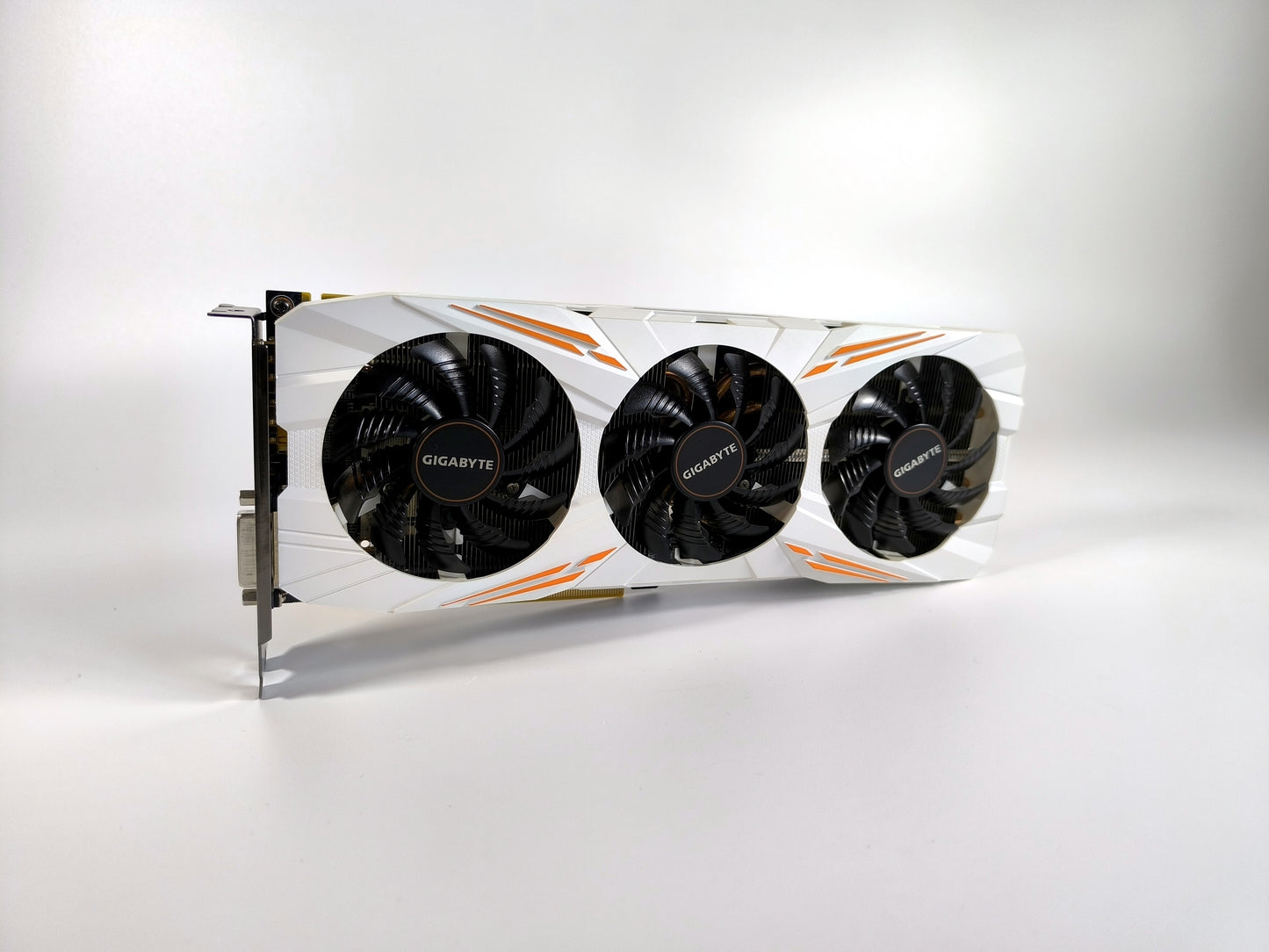 Gigabyte GTX 1080 TI 11GB Gaming OC White - Refurbished