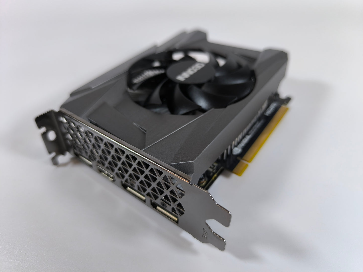 INNO3D RTX 4060 8GB Compact mit OVP - Refurbished