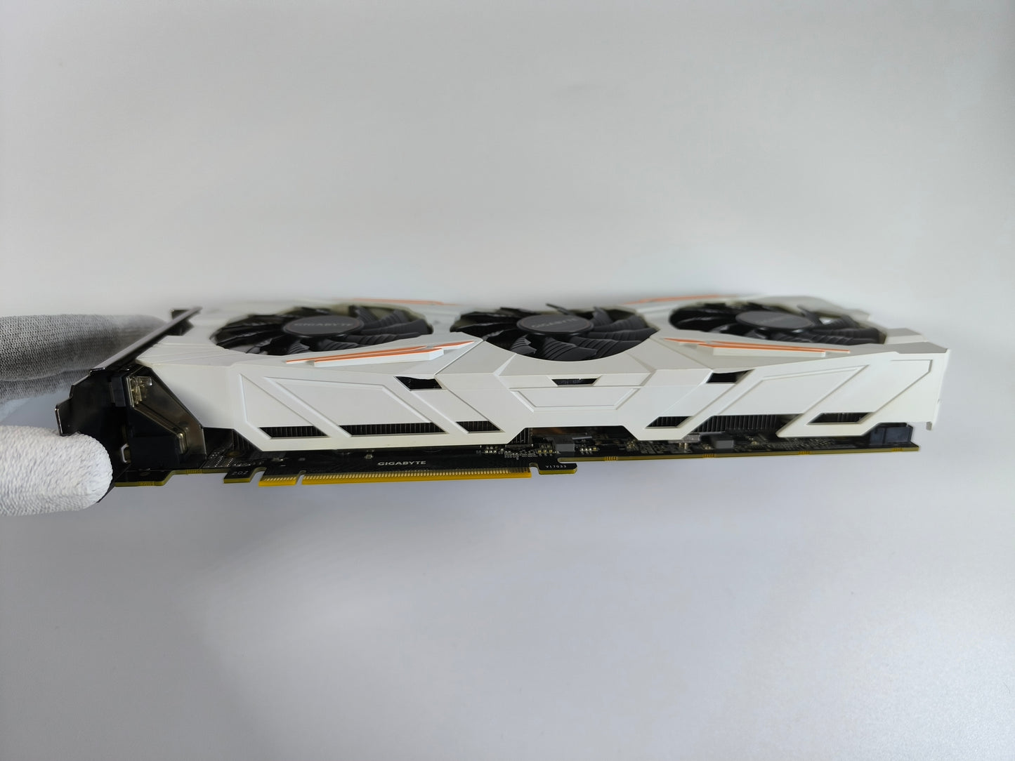 Gigabyte GTX 1080 TI 11GB Gaming OC White - Refurbished