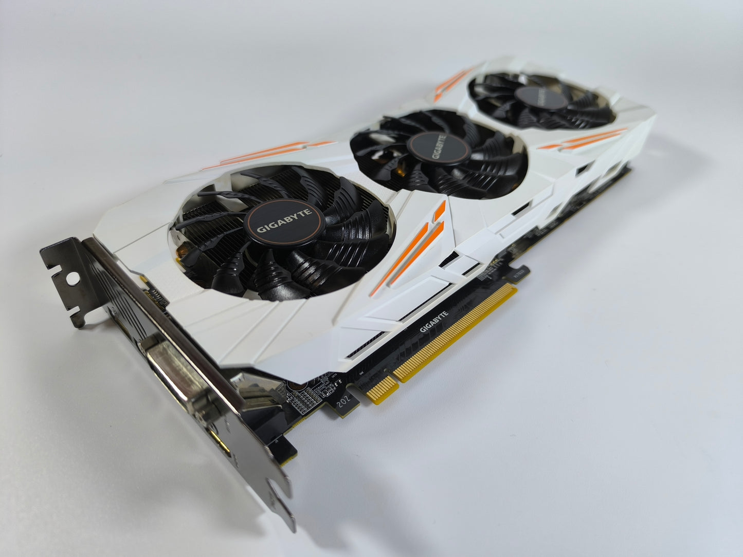Gigabyte GTX 1080 TI 11GB Gaming OC White - Refurbished