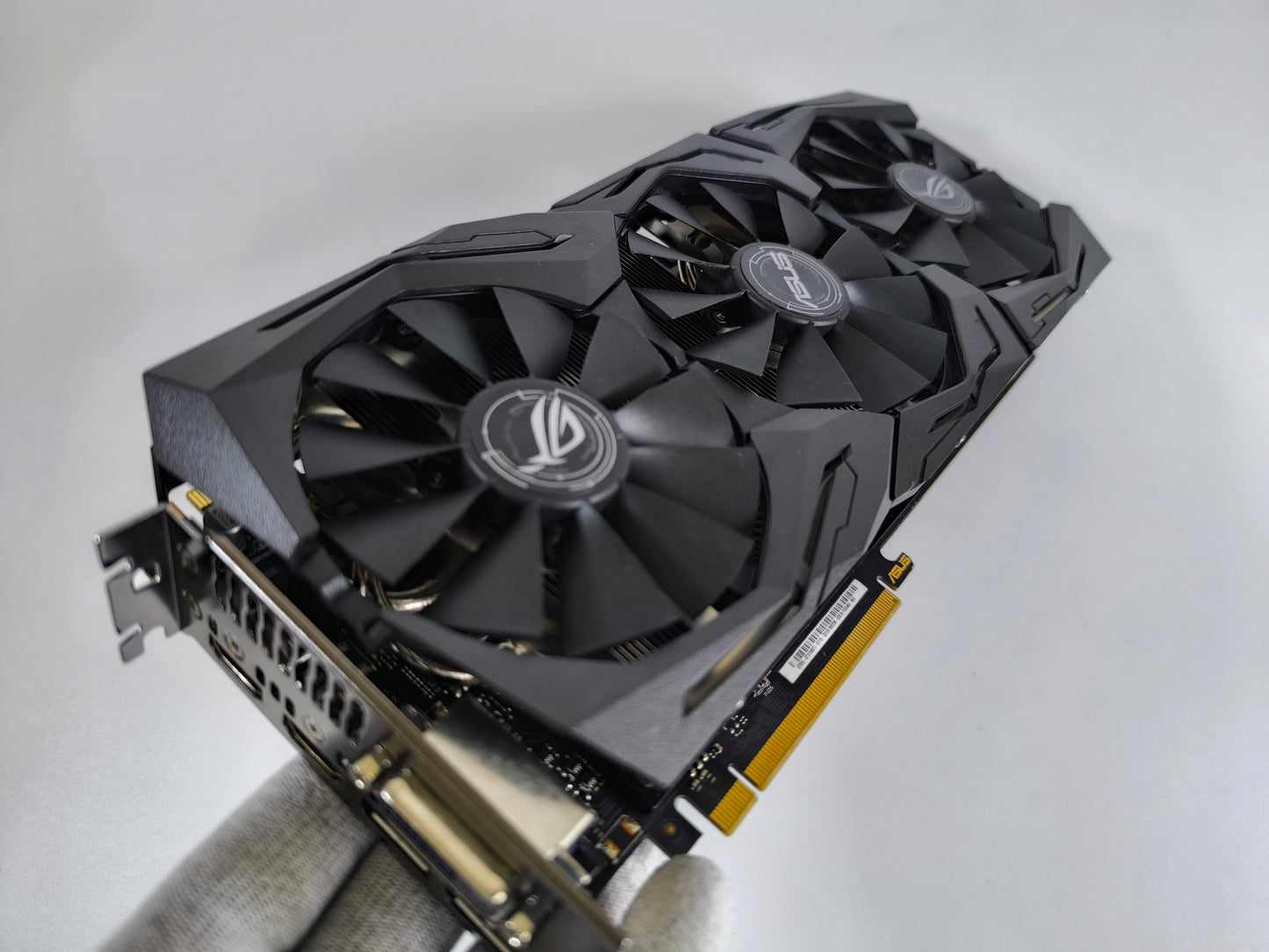Asus GTX 1080 TI 11GB ROG Strix Gaming OC mit OVP - Refurbished
