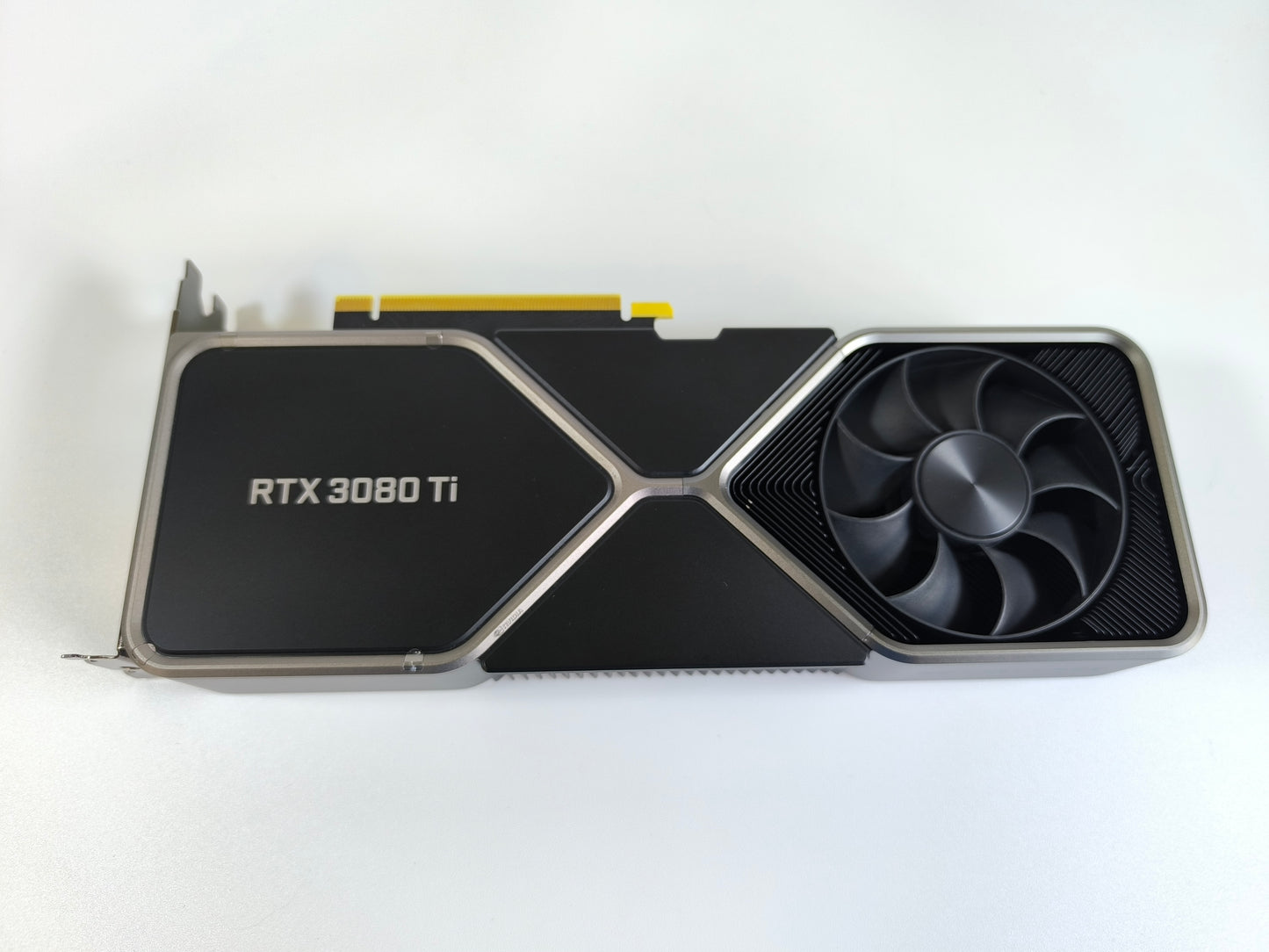 Nvidia RTX 3080 TI 12GB Founders Edition mit OVP - Refurbished
