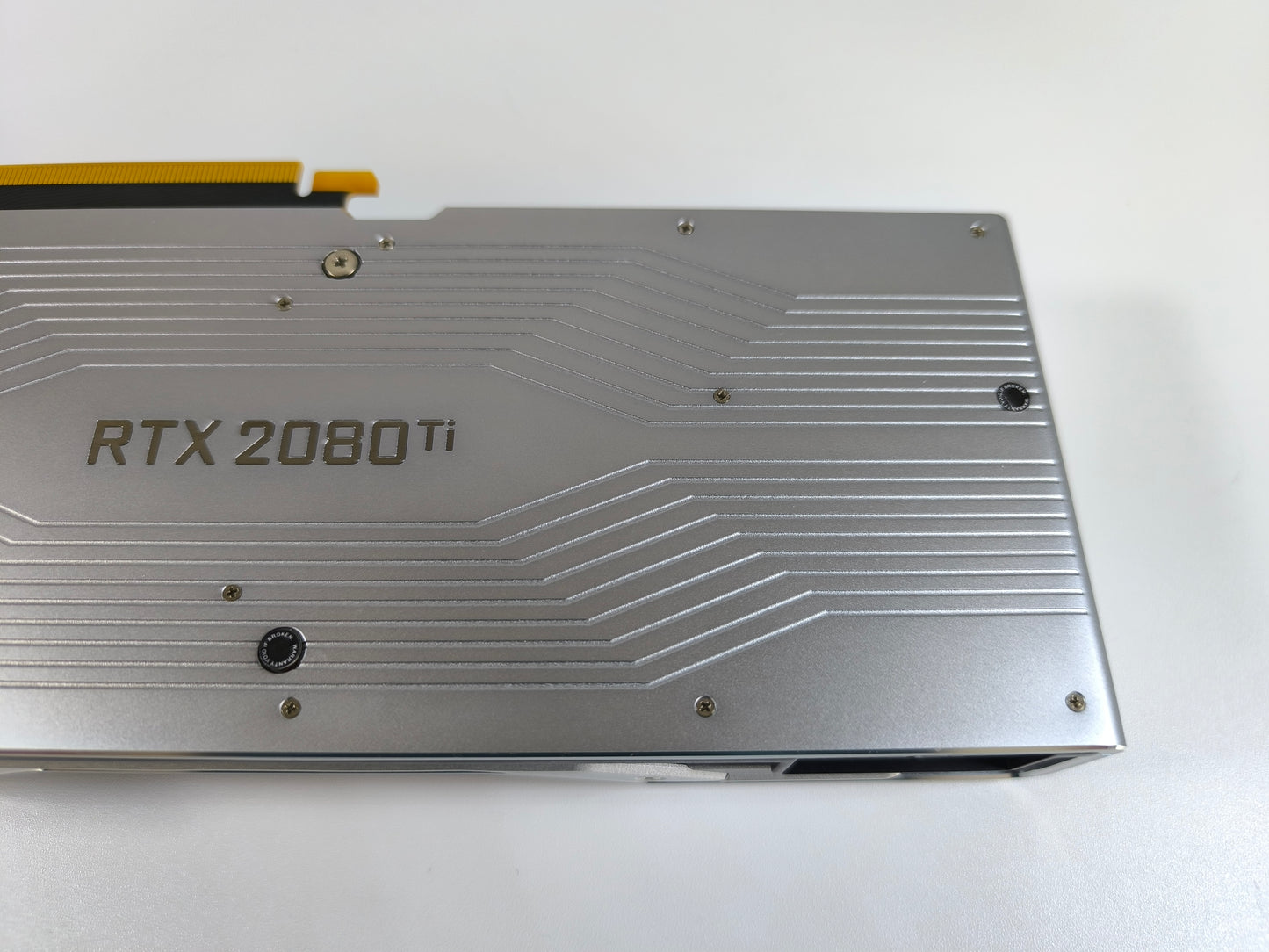 Nvidia RTX 2080 TI 11GB Founders Edition mit OVP - Refurbished