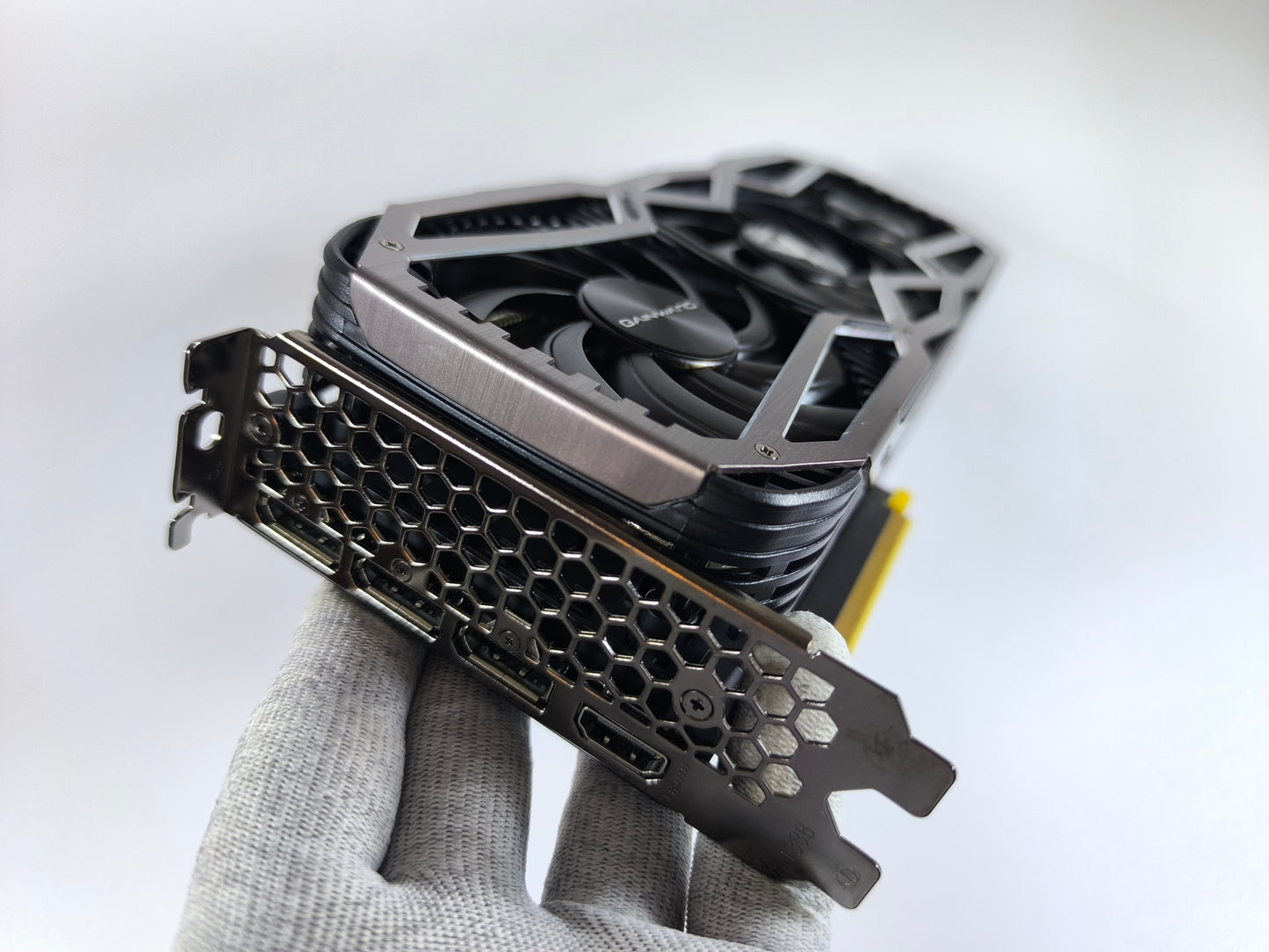Gainward RTX 3070 TI 8GB Phoenix - Refurbished